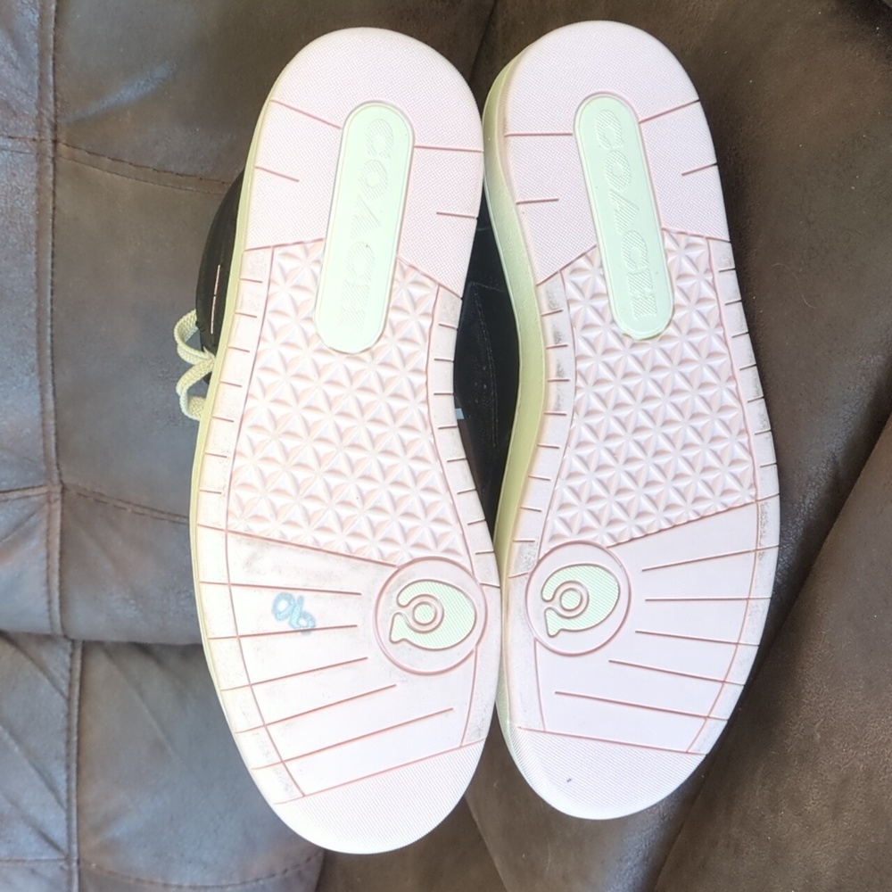 New Coach High Top Sneaker In Signature Canvas - Picture 4 of 7